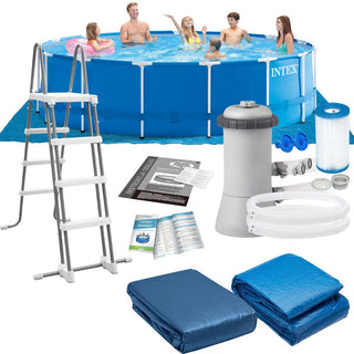 Piscina de estrutura metálica INTEX 16.805lt 4,57x1,22m com bomba de cartucho para instalação no jardim.